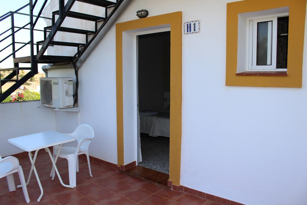Apartamentos Bolonia Paraiso Экстерьер фото