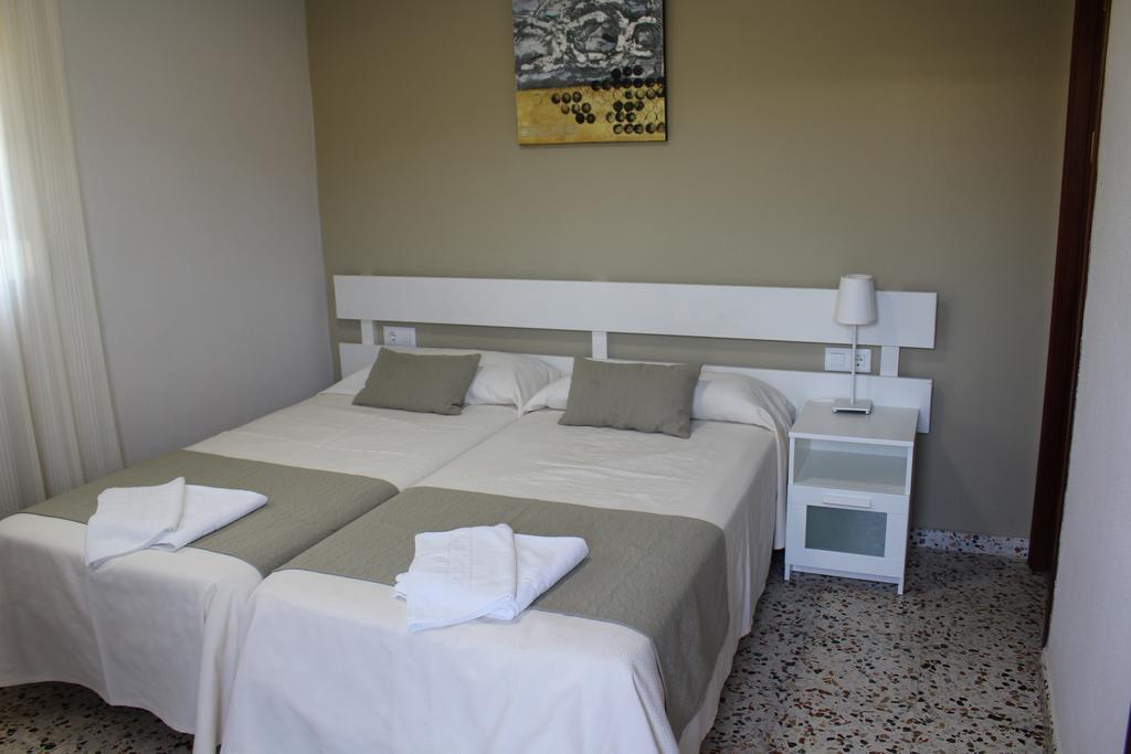 Apartamentos Bolonia Paraiso Экстерьер фото