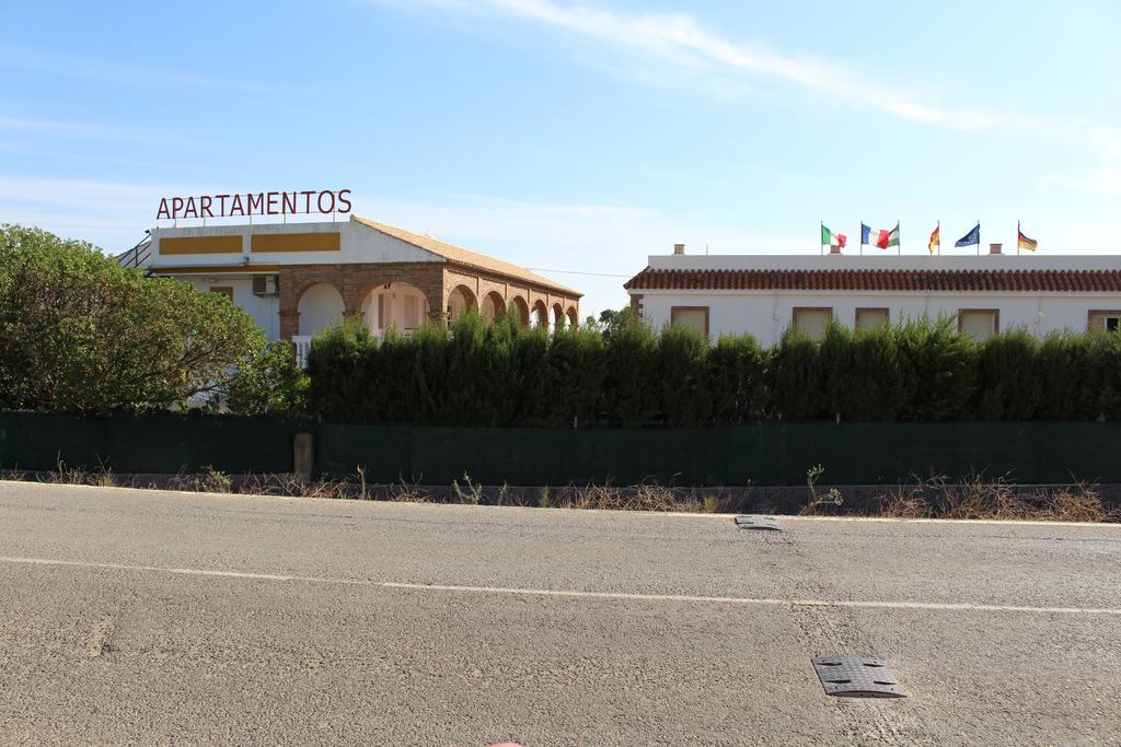 Apartamentos Bolonia Paraiso Экстерьер фото