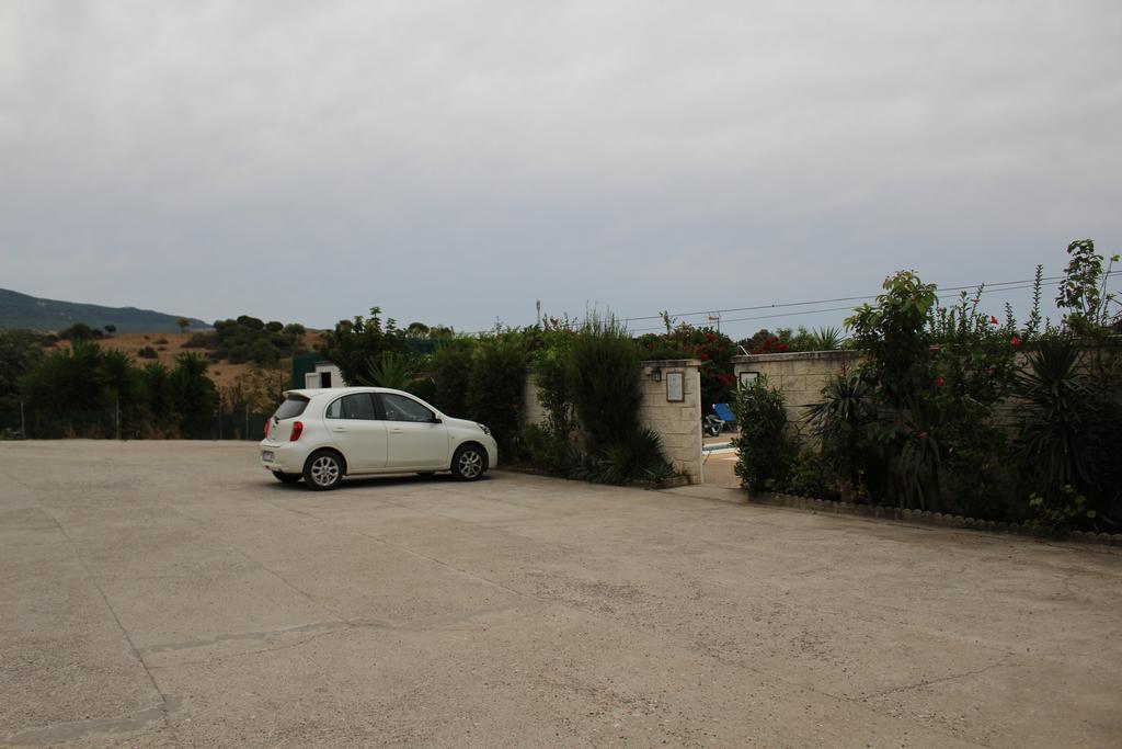 Apartamentos Bolonia Paraiso Экстерьер фото