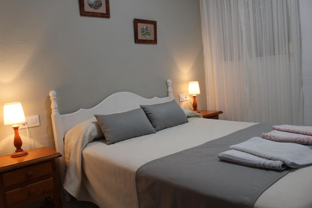 Apartamentos Bolonia Paraiso Экстерьер фото