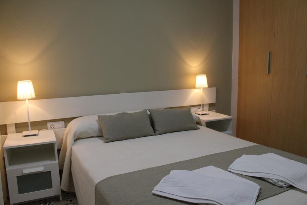 Apartamentos Bolonia Paraiso Экстерьер фото