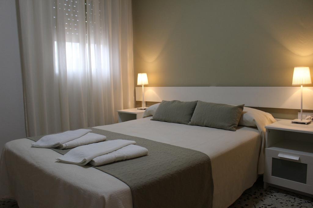 Apartamentos Bolonia Paraiso Экстерьер фото